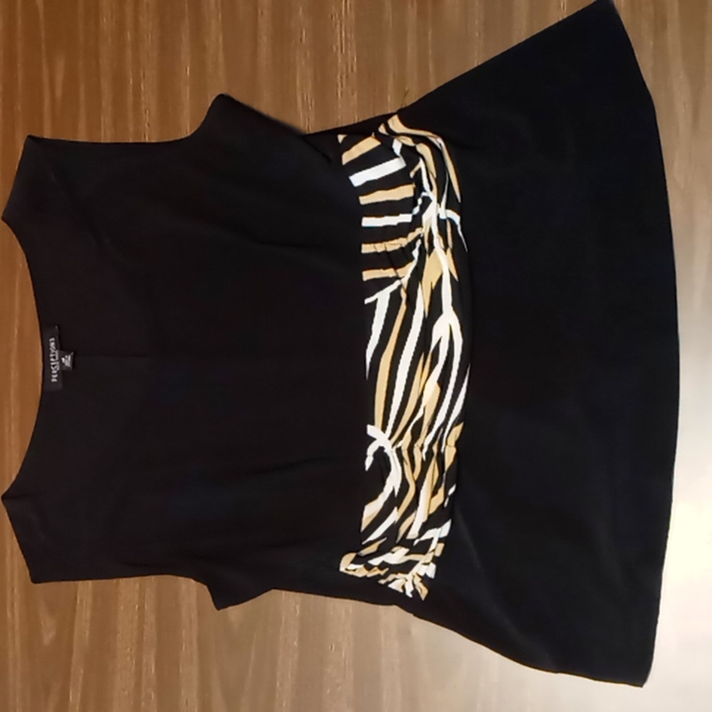 Perceptions Black Sleeveless Blouse with Design Front Size 18
